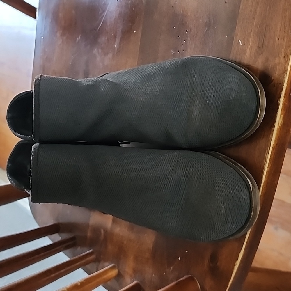 Ankle bootie Kensie Grey in used condition